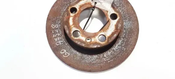 Volkswagen Golf IV Rear brake disc neventiliuojamas