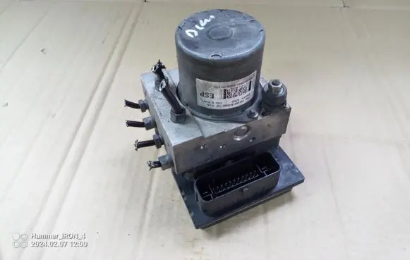 Mercedes-Benz E W211 Master brake cylinder