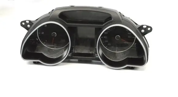 Audi A5 Speedometer (instrument cluster) 8T0920984K