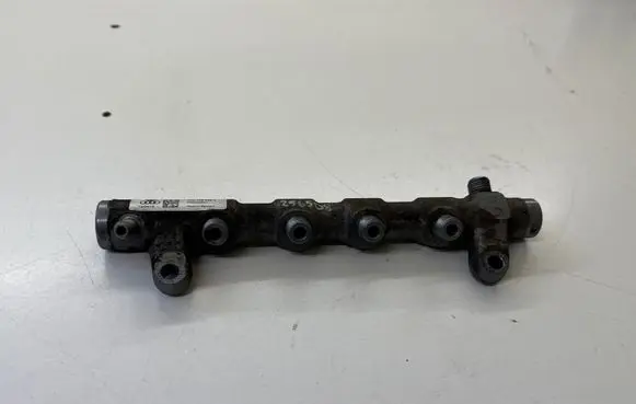 Volkswagen Crafter Fuel main line pipe 03L130089J 400000547