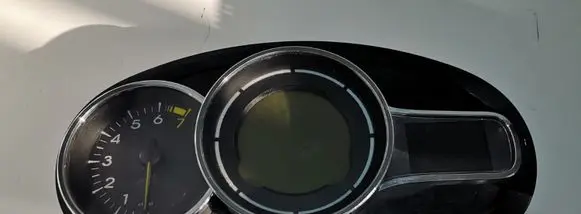 Renault Megane III Speedometer (instrument cluster) 248100053R A2C53285112 RNI248100053R