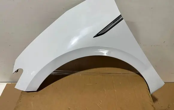 Volkswagen ID.3 Fender 10A821431