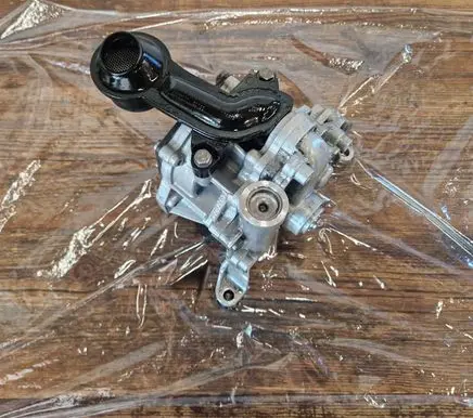 BMW 3 E90 E91 Oil pump 11417810823 7810823