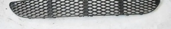 Mercedes-Benz E W211 Front bumper lower grill A2118850053
