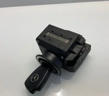 Mercedes-Benz CLS C219 Ignition lock 2115452308 33002213 7012286931606126