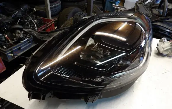 Ford Puma Headlight/headlamp L1TB13E015GJ