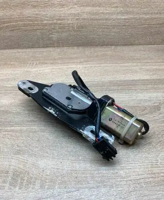 BMW 5 E39 Tailgate/trunk/boot lock/catch/latch 8362371 FS578VA