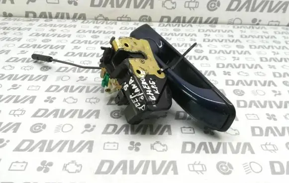 Jeep Grand Cherokee (WJ) Rear door lock 802419AC
