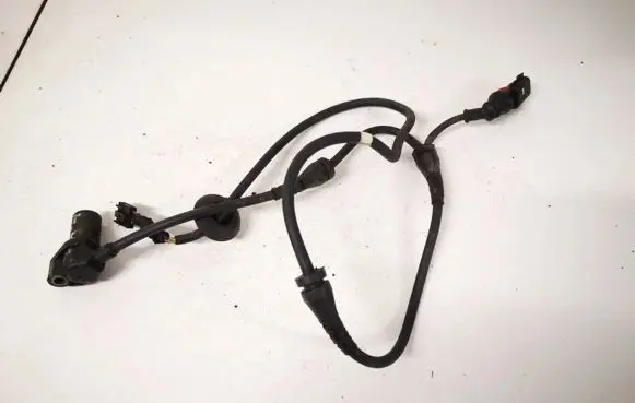 Audi A4 S4 B6 8E 8H ABS brake wheel speed sensor 0265006682