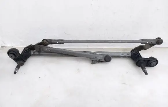 Front wiper linkage