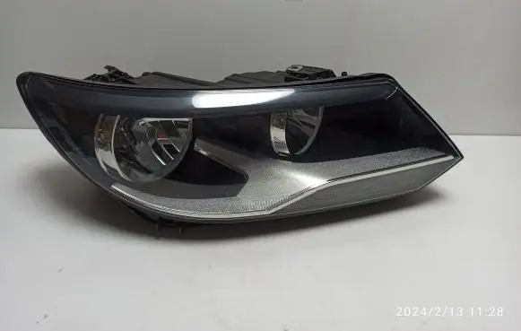 Volkswagen Tiguan Headlight/headlamp 5N1941006