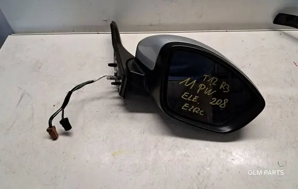 Peugeot 208 I Front door electric wing mirror