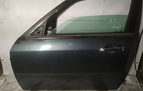 Chrysler 300 - 300C Front door pilkos