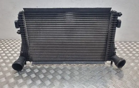 Volkswagen PASSAT B6 Intercooler radiator 3C0145805P
