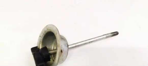 Toyota Corolla E120 E130 Spare wheel bolt 