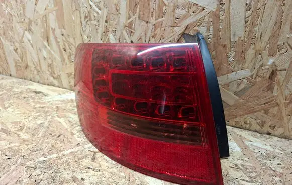 Audi A6 S6 C6 4F Rear/tail lights 89037044 4F9945221B