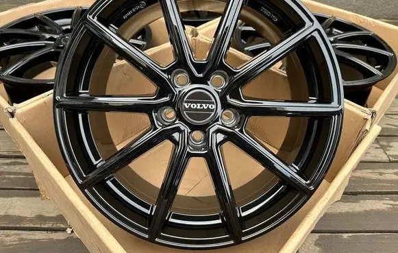 R18 alloy rim