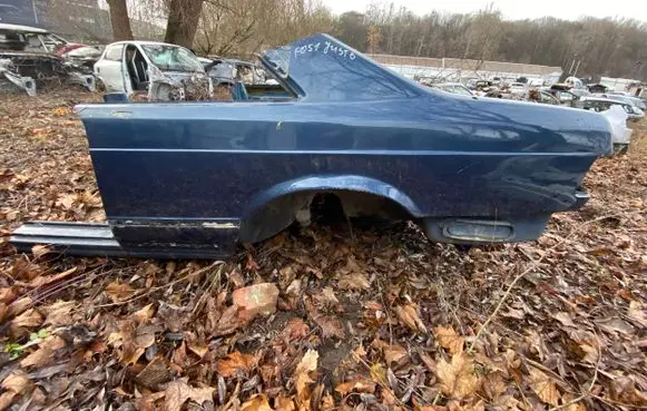 Mercedes-Benz S W126 Rear quarter panel 