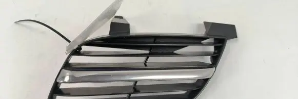Nissan Almera N16 Front bumper lower grill 62322BM400