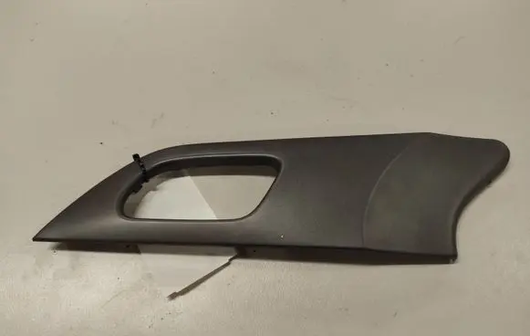 Peugeot 407 Front door interior handle trim 964353137702 100207398