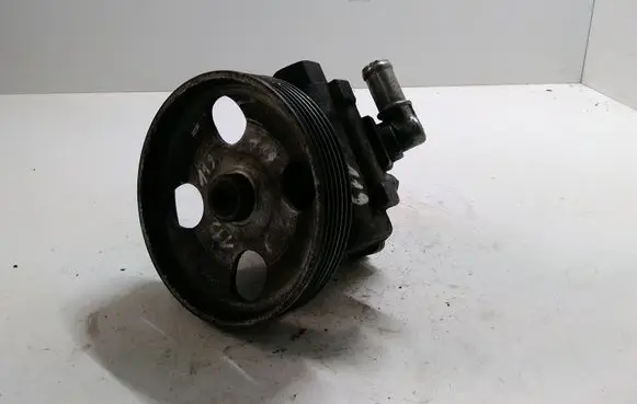 Peugeot 807 Power steering pump 9647983580 9632082380