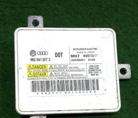 Audi Q5 SQ5 Headlight ballast module Xenon 8K0941597C W003T20171