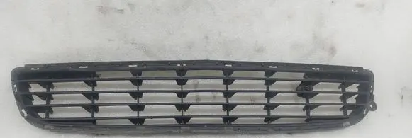 Opel Zafira B Front bumper lower grill 13124978