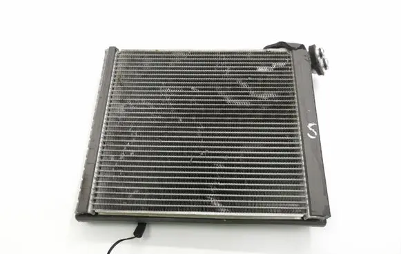 Toyota RAV 4 (XA30) Air conditioning (A/C) radiator (interior) 