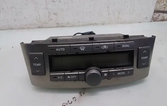 Toyota Avensis T250 Climate control unit 5590005200