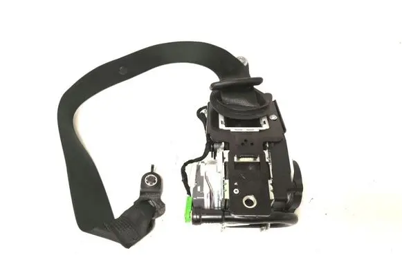 Mercedes-Benz C W204 Front seatbelt A2048601885