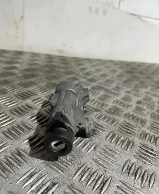 Volkswagen Golf IV Ignition lock 4B0905851C