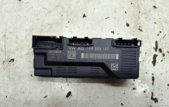Volkswagen Touareg II Tailgate/trunk control unit/module 7P6959107
