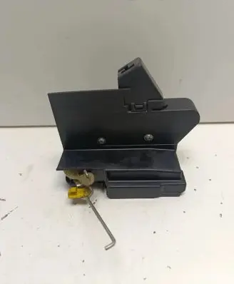 Dacia Sandero Front door lock 805031017RB