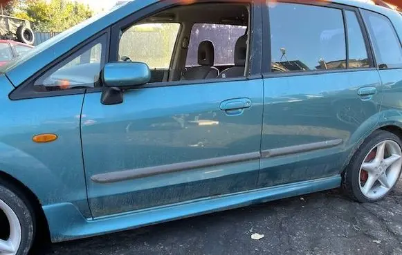 Mazda Premacy Sill