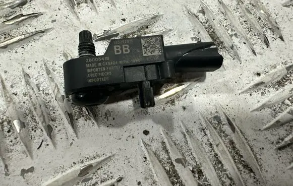 Chevrolet Corvette C8 Airbag deployment crash/impact sensor 13525283