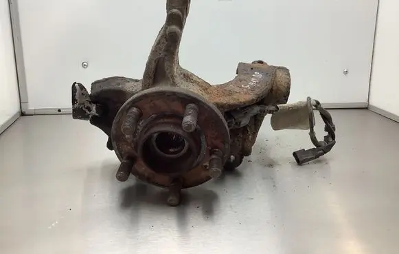 Ford S-MAX Front wheel hub 