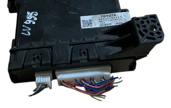 Toyota Yaris Climate control unit 886500D400 MB1777009901