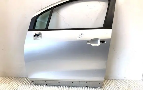Opel Mokka Front door