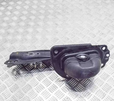 Toyota Prius (XW50) Rear upper control arm/wishbone