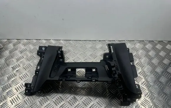 Dashboard lower bottom trim panel