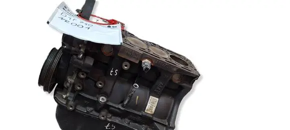 Renault Clio IV Engine block S26338001 D4F740
