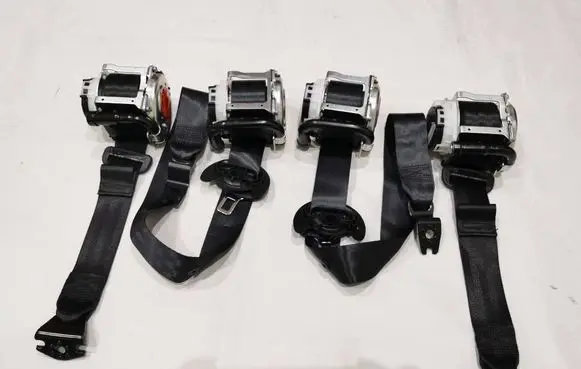 Volkswagen Polo VI Front seatbelt 2G4857706F 44169078