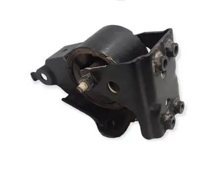 Nissan X-Trail T30 Engine mount bracket