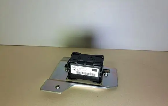 BMW 3 E90 E91 ESP acceleration yaw rate sensor 6781575 34526781575 678157501