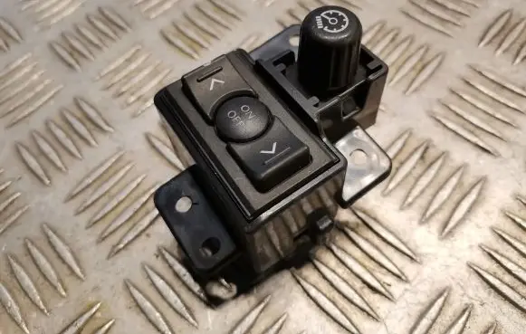 Lexus IS 220D-250-350 Other switches/knobs/shifts 5543853030