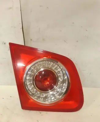 Volkswagen Jetta V Tailgate rear/tail lights 1K5945093 983151 2906061857