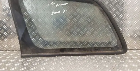 Toyota Corolla E120 E130 Rear side window 43R00122