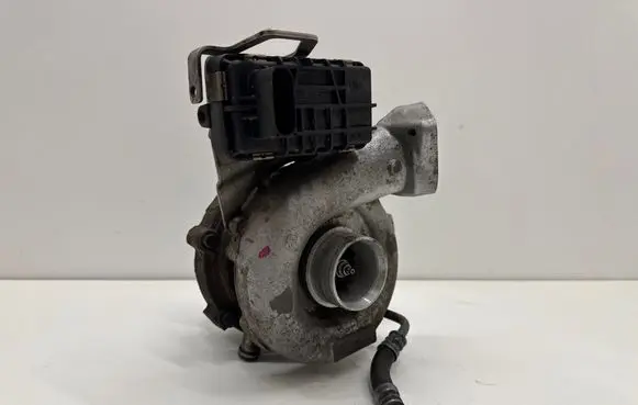 BMW 5 E60 E61 Turbo 758351 7794259316 GT2263U