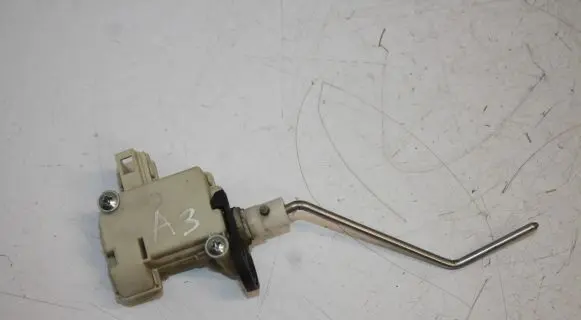 Audi A3 S3 8P Central locking motor 3B0959781 8P4862153 0148N04488