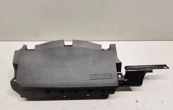 Hyundai Santa Fe Knee airbag 569702W100